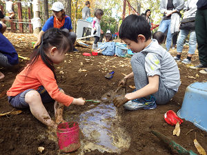 2018年11月「木場プレーパーク」を定期開催しました！