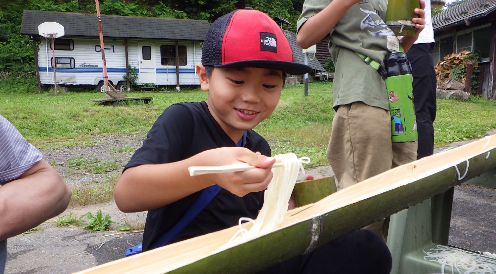 夏休み子どもサマーキャンプ2024「みんなで作る！子ども村・初心者コース」2日目