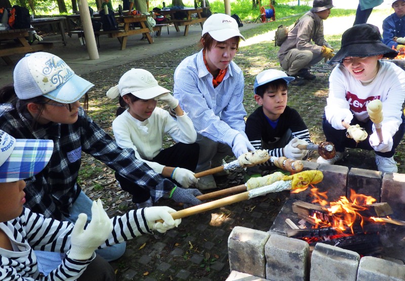 2025年6月22日「たき火で焼こう！棒パンづくり！～好きな味で作って食べよう！」活動報告